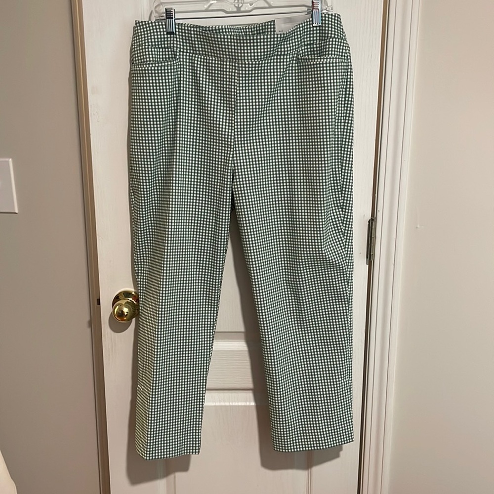 Chico’s So Slimming Brigitte Gingham Crop